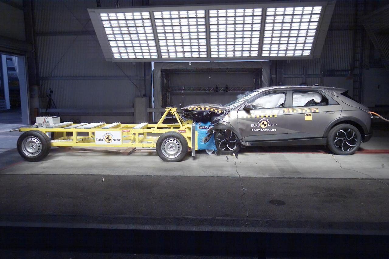 Teknologi Crumple Zone: Kunci Keamanan Yang Tak Terlihat