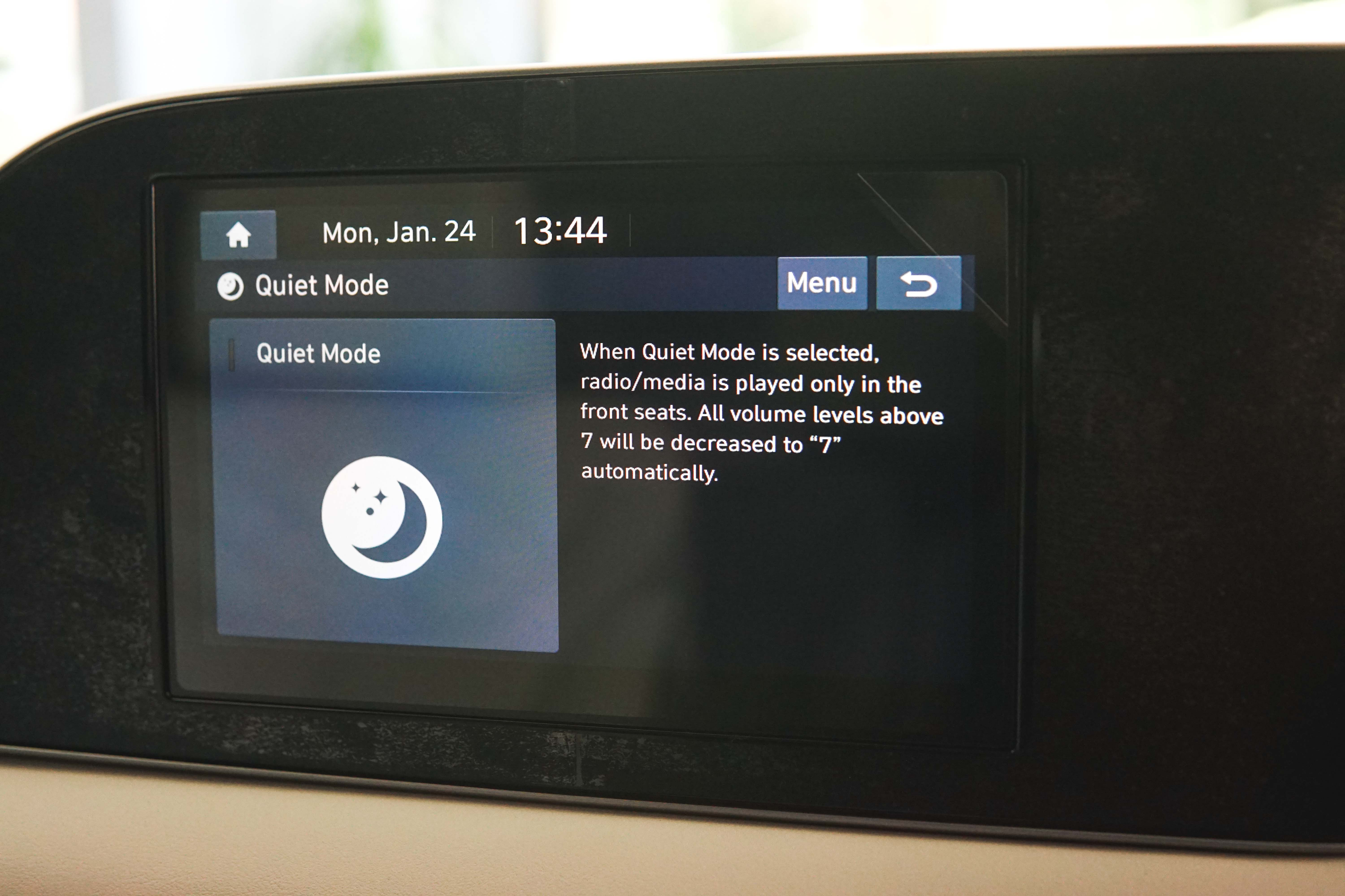 Keluarga Tidur Dalam Perjalanan? Gunakan Quiet Mode Hyundai