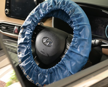 5 Alasan Setir Mobil Dipasang Pelindung Saat Servis Di Bengkel Resmi Hyundai