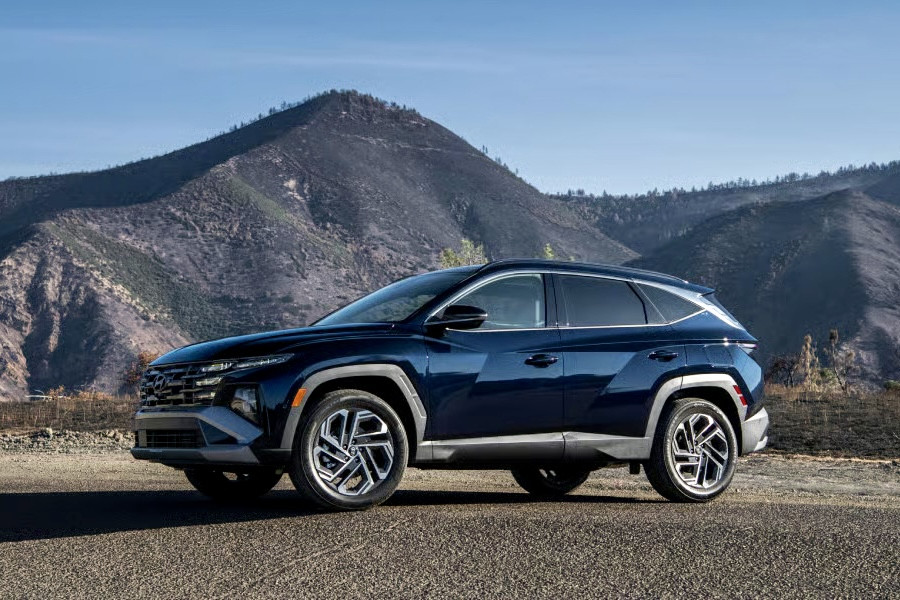 Hyundai Borong Penghargaan Mobil Hybrid Dan Listrik Terbaik 2026